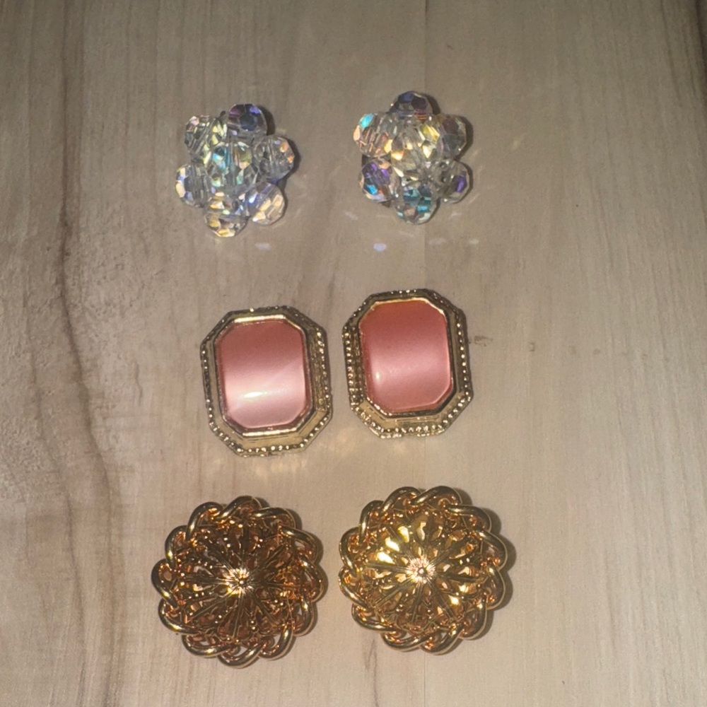 Elegant Gold and Pink Clip On Earrings Sets